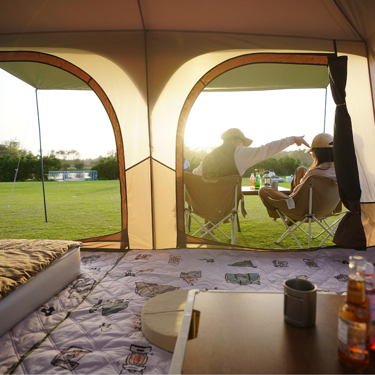 3–4 Person Camping Tent with Extended Vestibule