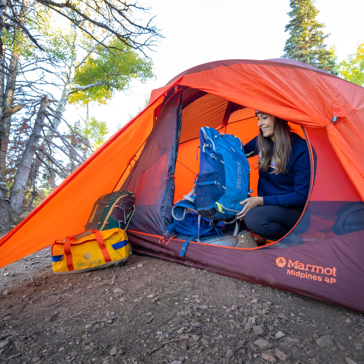 4–6 Person Camping Tent with Protective Footprint